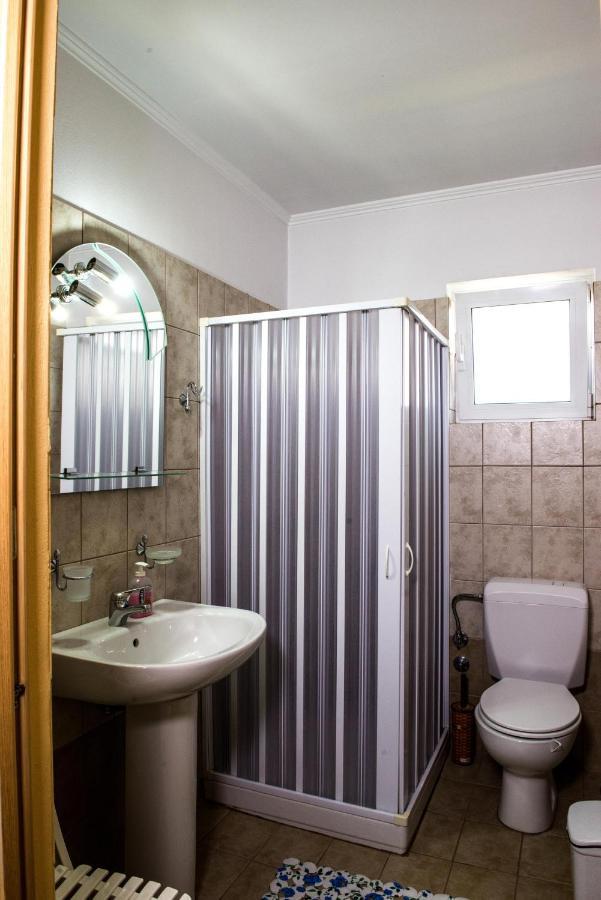 Guesthouse To Tzaki Konitsa Buitenkant foto